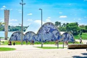 Igreja São Francisco de Assis à beira da Lagoa da Pampulha, Belo Horizonte